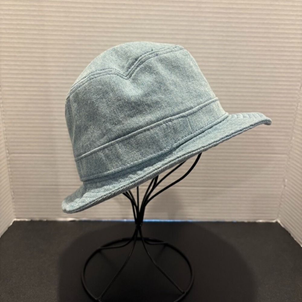 TNA Aritzia Chambray 100% Cotton Unisex Bucket Hat Size Medium/Large Y2K 90's